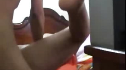 வீட்டில் குடி விருந்து தனியா நார்வேஜியன்