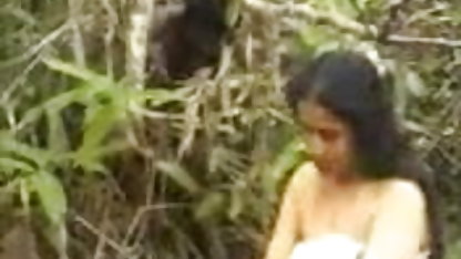 மிகவும் சூடாக! தனியா பெண் கட்டுப்பாட்டில் செக்ஸ் அமெரிக்க நாட்டுக்காரன்