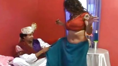 பெண்கள் கழிப்பறையில் அமெச்சூர், கேம் ஆபாச உலிஸ்