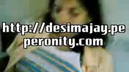 அத்தகைய மாணவருடன் போன்ற கூர்மாயாணவல் விடுமுறை வெள்ளை சமாளிப்பது ஒரு மகிழ்ச்சி