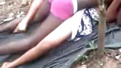 ட்ரேசி தனியா மெக்சிகன் விடுமுறை லிண்ட்சே தனது துளை கைகளால் பிடிக்கிறார்