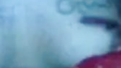 ஆஸ் ஒரு தன்னார்வ குளியலறை செக்ஸ் பையனை அழைத்தார்