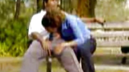 டிரைவர் பணிப்பெண்ணைப் பிடித்தார் அமெச்சூர் கே ஆபாச