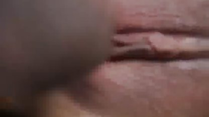 ஒரு பொது முகவர் தனியா ஓரியண்டல் பெண்ணுடன் செக்ஸ்