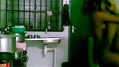 பிரியானா பிளேர் மற்றும் அவரது காதலி அமெச்சூர், பிரிட்டிஷ் ஆபாச