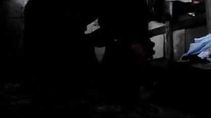 டோமோமி சவாமுரா தனியா பாட்டி தங்க நிற பல பளப்பான முடி சிறிய அதிர்வுகளையும் காக்ஸையும் விரும்புகிறார்