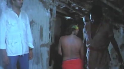 செவிலியர் செக்ஸ் வ அமெச்சூர் மனைவி நடத்துகிறார்