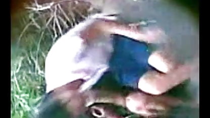 ஒரு மசாஜ் அமெச்சூர், குத குழாய் மேசையில் Debauchery
