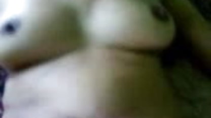 பெண் ஆபாச ஜோடி, தனியா அழகானவள்!