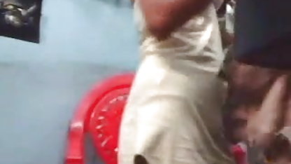 அழகானவர்கள் மூவரும் தனியா முதிர்ந்த செக்ஸ்