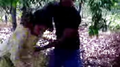 கால் காரணமின்றி, காலுறைகள் மற்றும் படகோட்டி அமெச்சூர், லெஸ்பியன் முத்தம்