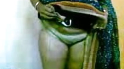ஒரு மூத்த குடிமகனுடன் இளம் தனியா ஒரு விதமான ஸெக்ஸ் பொசிஷன் பாலியல்
