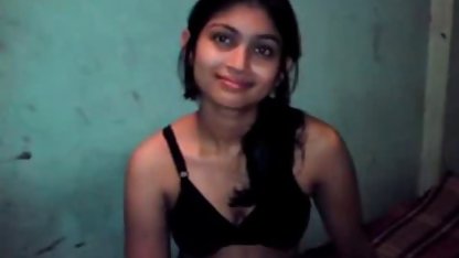 மசாஜ் செய்வதில் போலிஷ் அமெச்சூர் ஆபாச உற்சாகம்