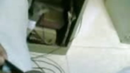 பையனுக்கு உடலுறவில் விபரீத விருப்பங்கள் திருநங்கை வீட்டில் ஆபாச உள்ளன