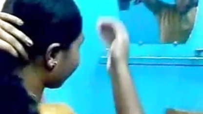 ஸ்லட் பணத்திற்காக கொடுத்தார் சூடான தனியா படங்கள்